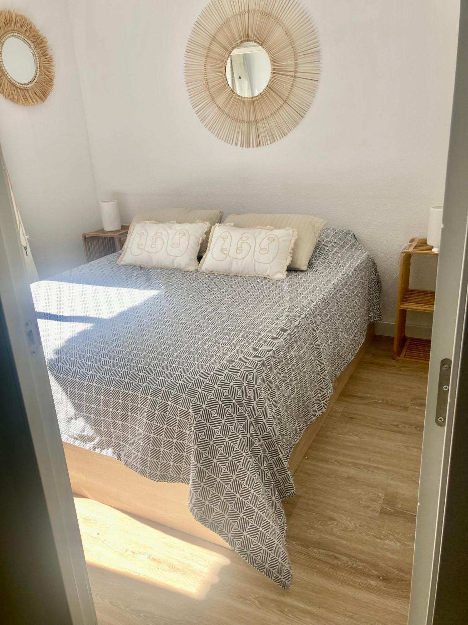Appartement Vue Mer Avec Piscine Et Wifi Salou Exterior foto